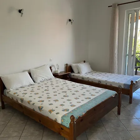 Kakovatos Guest Rooms Exterior photo