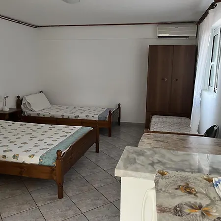 Kakovatos Guest Rooms Exterior photo